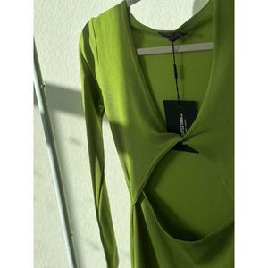 NWT Pretty Little Thing midi dress